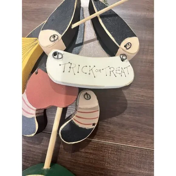 Vintage Wooden Hand Painted Decor Halloween Witch Primitive Whimsical - Picture 3 of 6